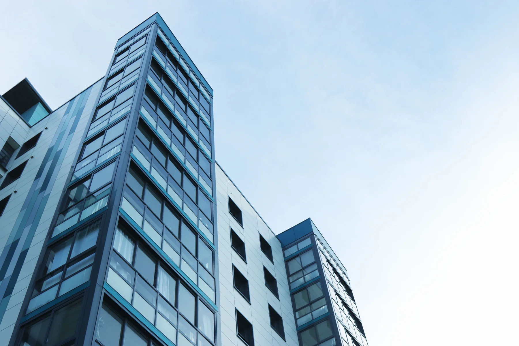 Edificio de varias plantas, imagen del currículo empresarial